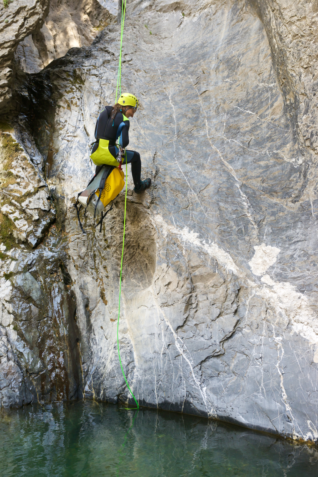 Canyoning Slovenia je zaradi naših pokrajin zelo priljubljen