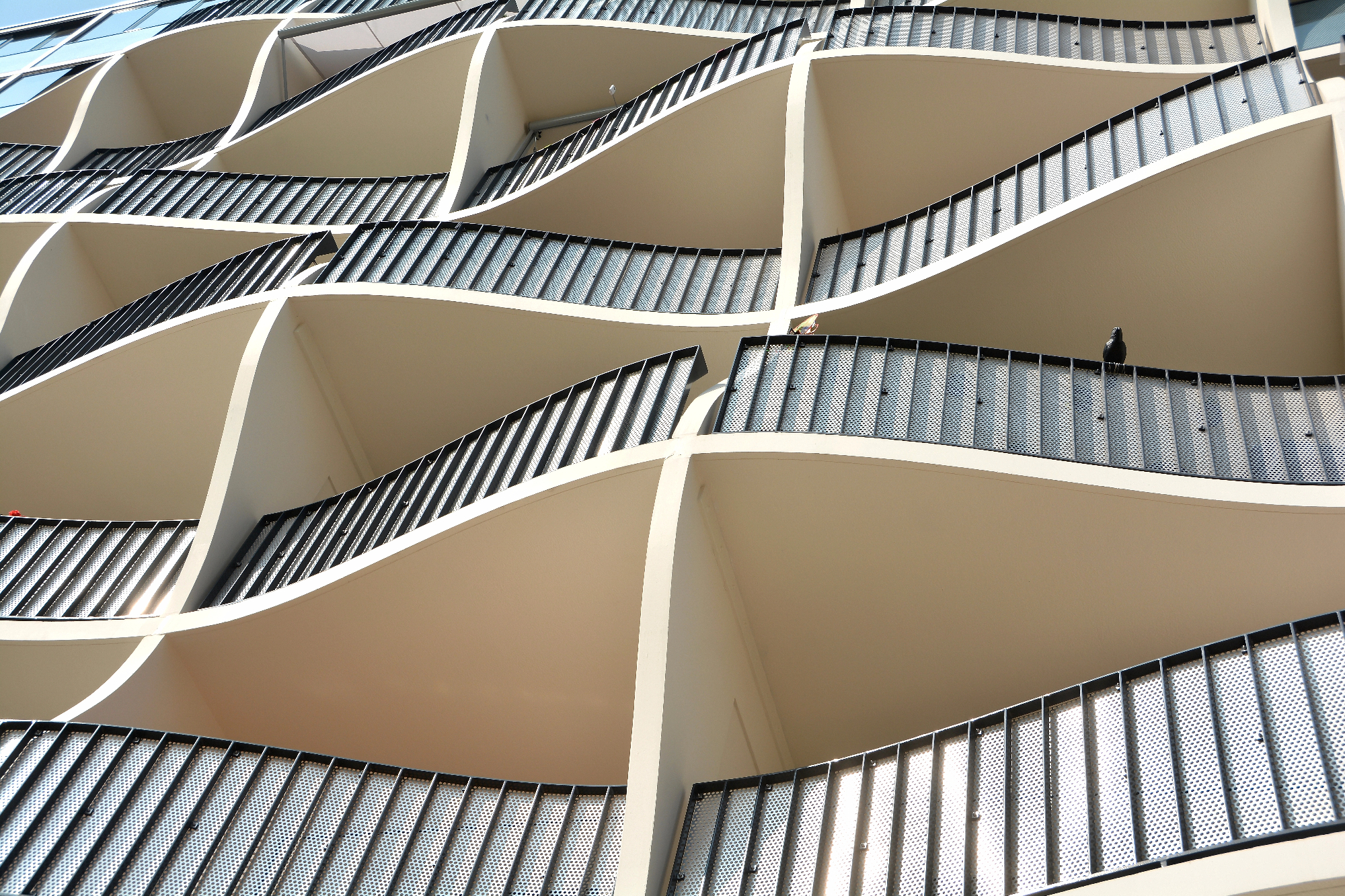 Kvalitetne balkonske ograje iz lokalnega okolja